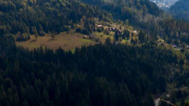 Slovenia ve Avrupa 'daki dağların güzel manzarası