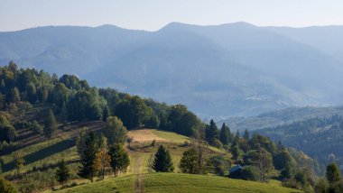 Dağların güzel manzarası