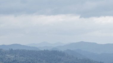 Dağların güzel manzarası