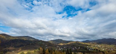 Dağların güzel manzarası