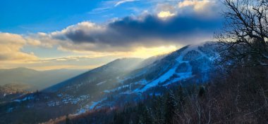 günbatımı zaman dağ manzarası