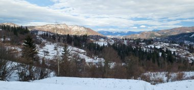 Dağların güzel manzarası