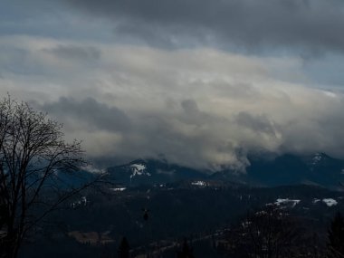 Dağların güzel manzarası