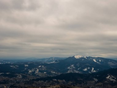 Dağların güzel manzarası