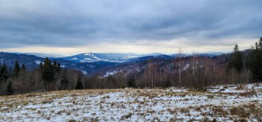 Dağların güzel manzarası