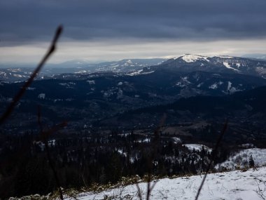 dağ manzarası Karpatlar, kış