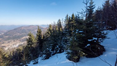 Dağların güzel manzarası