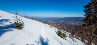 Dağların güzel manzarası