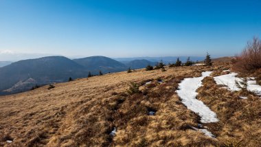 Bulutlu gökyüzü arka plan şaşırtıcı doğa manzaralı