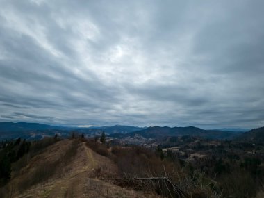 Dağların güzel manzarası