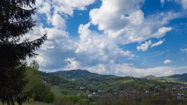Dağların güzel manzarası