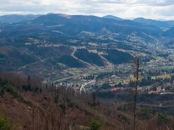 Dağların güzel manzarası
