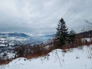 Dağların güzel manzarası