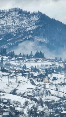 Dağların güzel manzarası