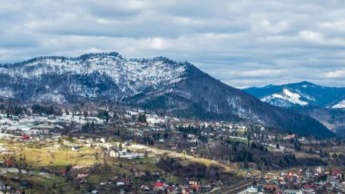 Dağların güzel manzarası