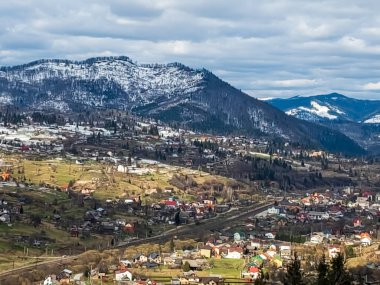 Kışın uğultu köyü