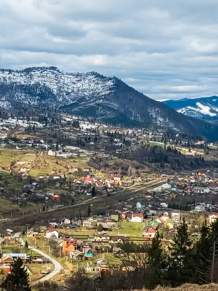 Dağların güzel manzarası