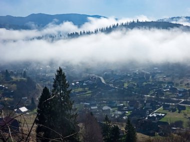 Sonbaharda Karpatlar Dağları