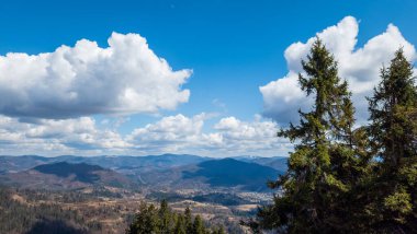 Karpat Dağlarının güzel manzarası