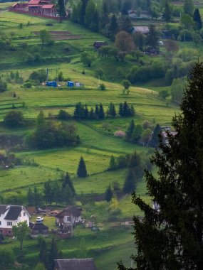 Dağlı güzel bir manzara.