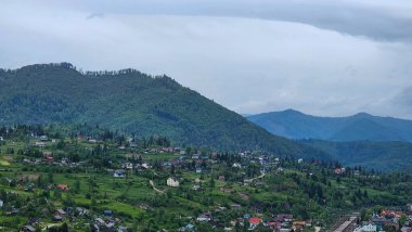 Dağların güzel manzarası