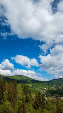 Dağların güzel manzarası