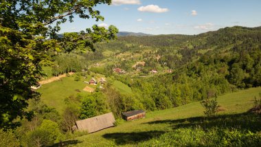 dağlarda güzel manzara