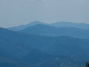 Karpatlar'ın dağ manzarası.