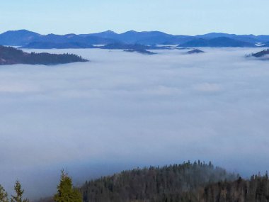 Karpat Dağlarının güzel manzarası