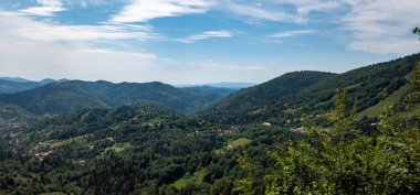 Dağların güzel manzarası