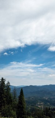 Dağların güzel manzarası