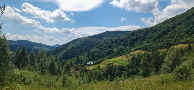 Dağların güzel manzarası