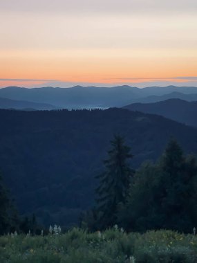 Dağların güzel manzarası