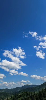 Dağların güzel manzarası