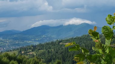 Dağların güzel manzarası