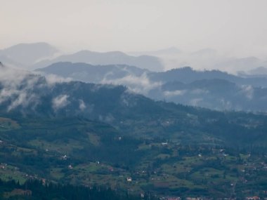 Dağların güzel manzarası