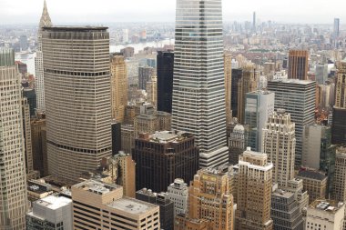 Top of the Rock 'tan Manhattan' ın silüeti. New York, ABD