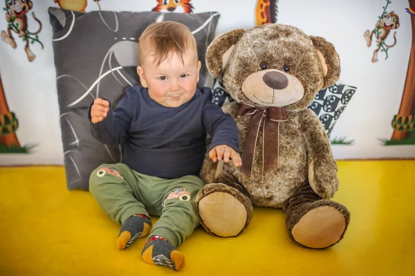 Portrait Cute Smiling Baby Boy Sitting His Beloved Teddy Bear — Stock Photo, Image