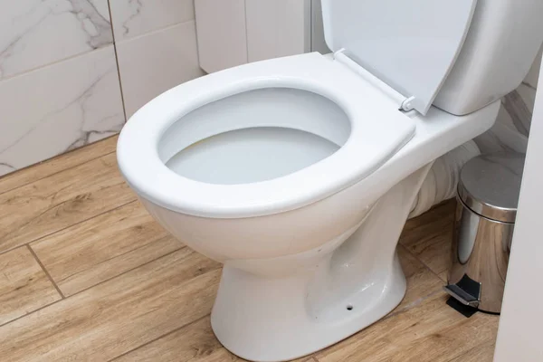 白いトイレ トイレ — ストック写真