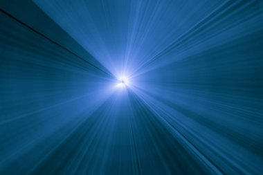 Sallanan ve kıvrılan ışık çizgileri