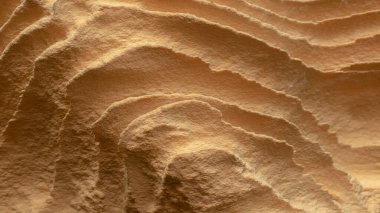 Eski ahşaptan yapılma, doğal doku.