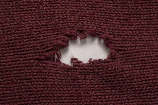 Sweater Wol Tua Dengan Lubang Stok Foto