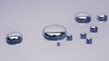 cıva zehirli metal, dökülen cıva damlaları