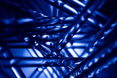 Karanlıkta parlayan optik fiber