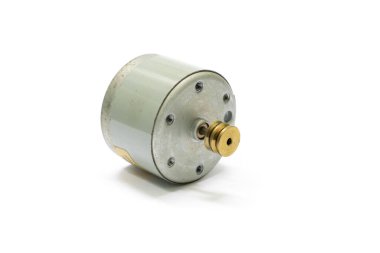 Elektrik motoru. Bakır kablolar. Beyaz arkaplandaki motor rotoru