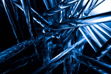 Karanlıkta parlayan optik fiber