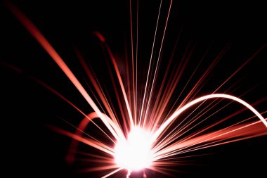 Yıldızlar, kısa devreden çıkan kıvılcımlar..