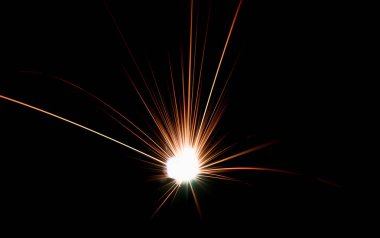 Yıldızlar, kısa devreden çıkan kıvılcımlar..