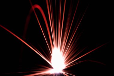 Yıldızlar, kısa devreden çıkan kıvılcımlar..