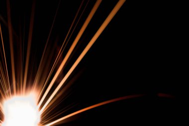 Yıldızlar, kısa devreden çıkan kıvılcımlar.